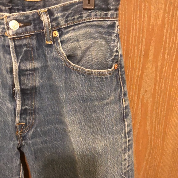 Levi's 501 Jeans Original Button Fly Medium Wash Cotton Straight Leg 34x38 - Picture 3 of 9